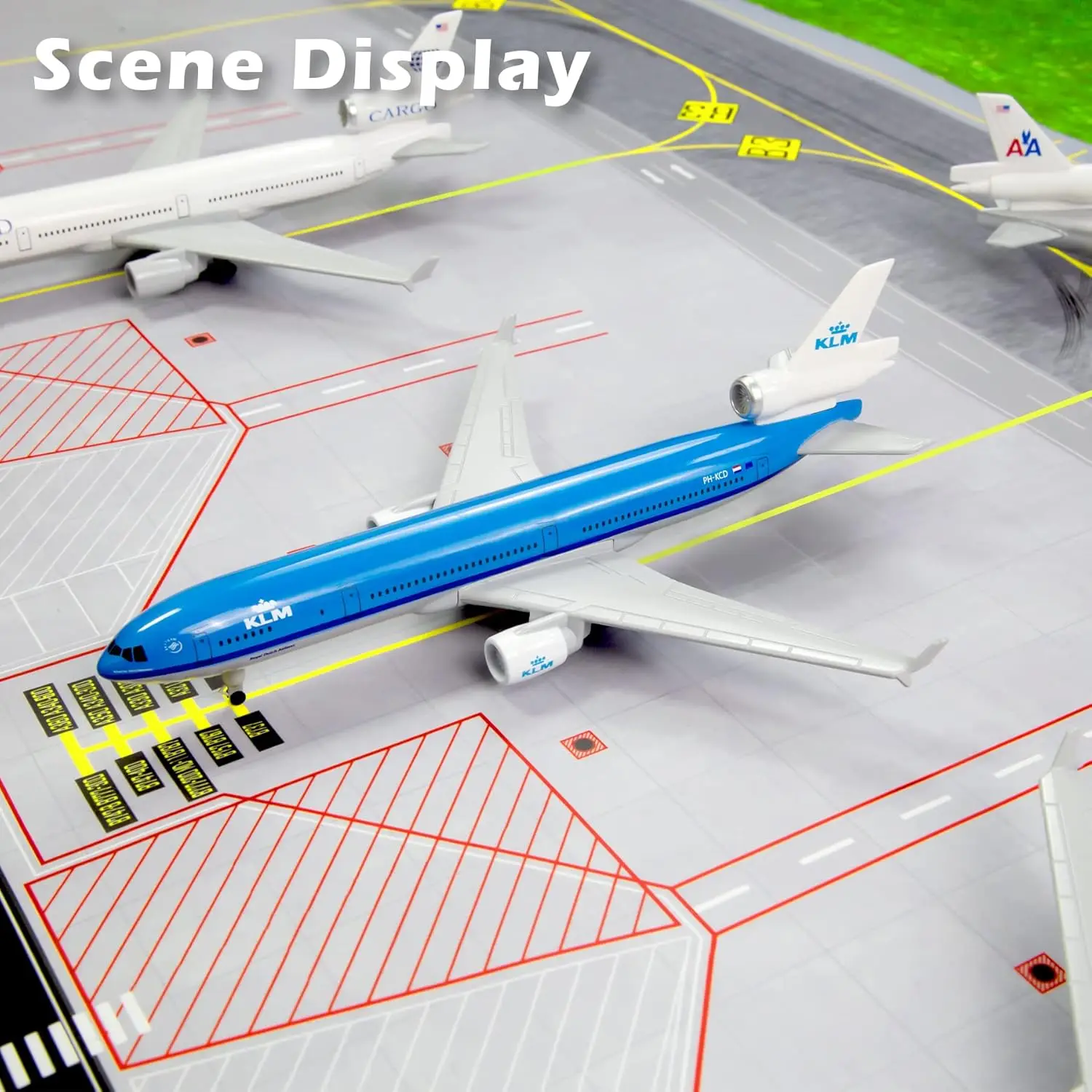 MD-11 KLM 1/300 Diecast Metal Airplane Model with Stand -Alloy Airplane Model Kit for Aviation Enthusiasts Gifts, Display
