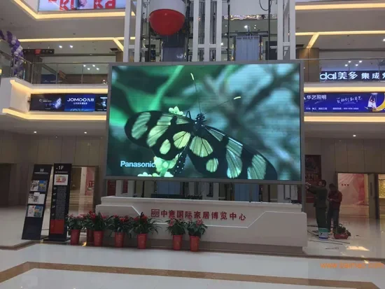 Custom Weatherproof Outdoor LED DisplayUltra Bright 5000cdm Display With Flight Case