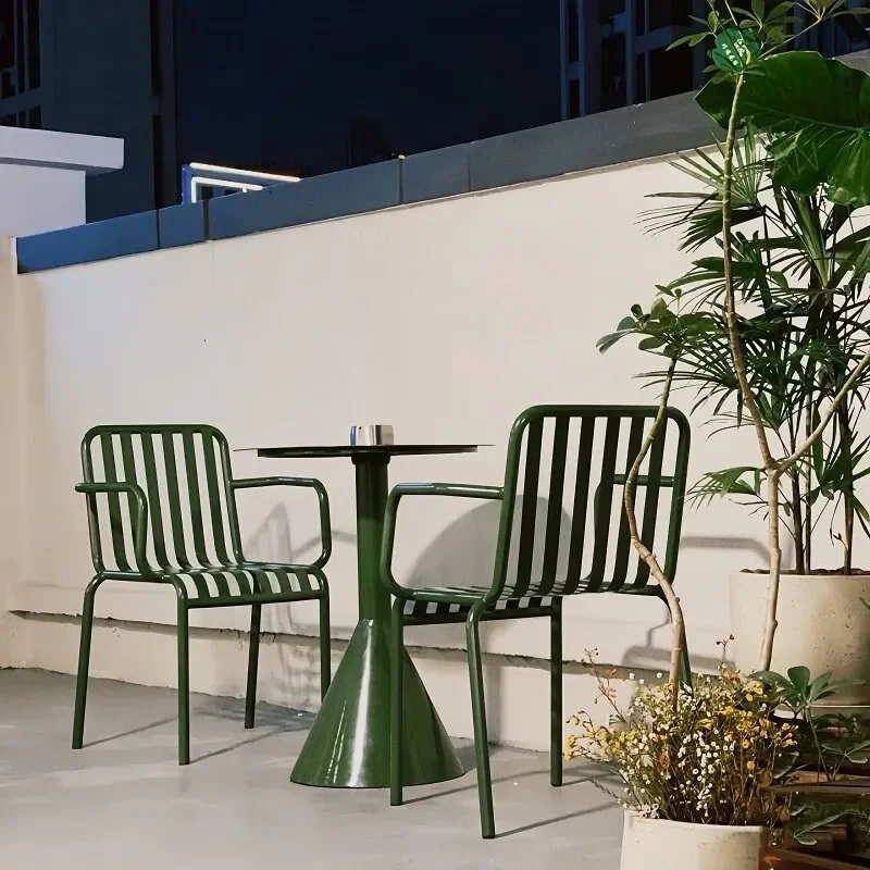 Outdoor Waterproof Sunscreen Wrought Iron Small Round Table Balcony Casual Dining Table and Chair Set Villa Garden Furniture