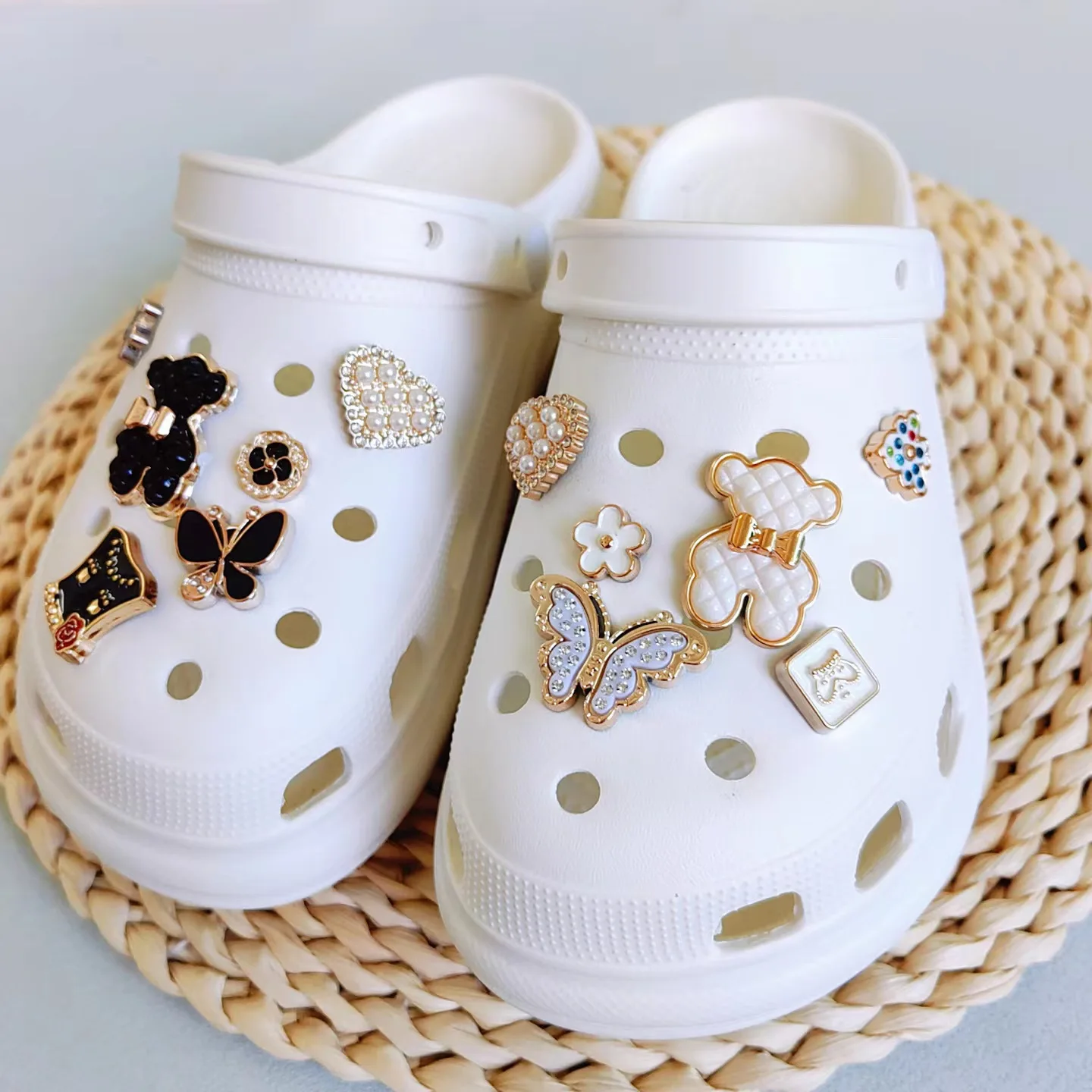 Shoe Charms for Crocs DIY Cute Bear 3D Stereoscopic Hole Shoes Buckle Decoration for Croc Shoe Charm Accessories Girl Party Gift