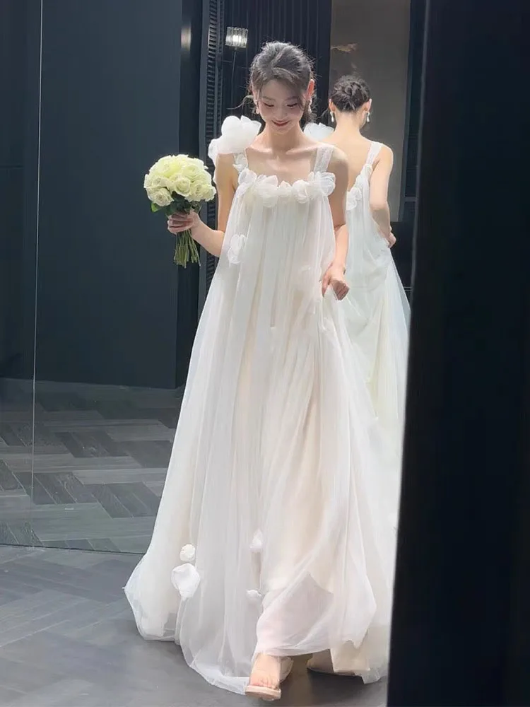 

Stunningly Beautiful Light Wedding Dr Morning Robe for Women 2026 New Model Engagement Ceremony Sensation Forest Fairy T