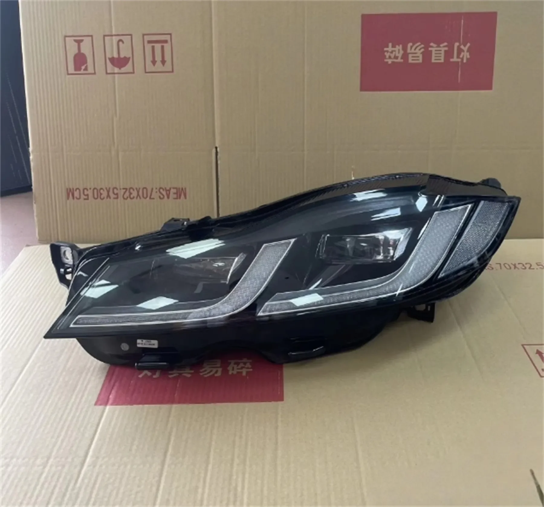 

Front Headlight Matrix LED Headlamp for Jaguar XFL XEL F-PACE 20-23 Daytime Running Light Turn Signal