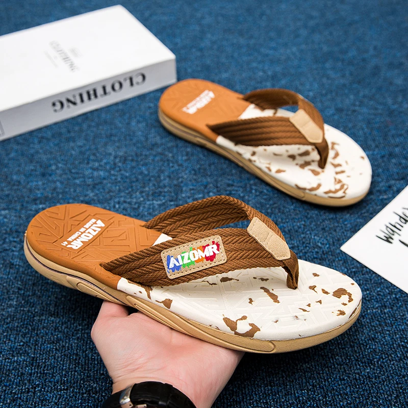 

Мужские летние шлепанцы нового стиля, прочные, противоскользящие, универсальные, подходят для улицы, пляжа, повседневной одежды, разделитель пальцев, мужские