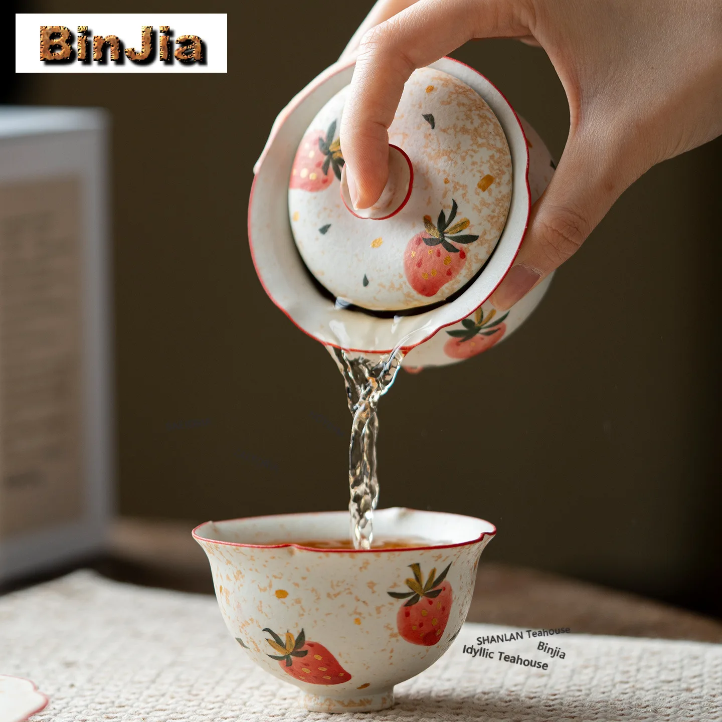 170ml Hand-painted Strawberries Gaiwan Antique Tea Tureen Tea Bowl With Lid Kit Tea Making Cover Bowl Tea Items Ornaments Craft