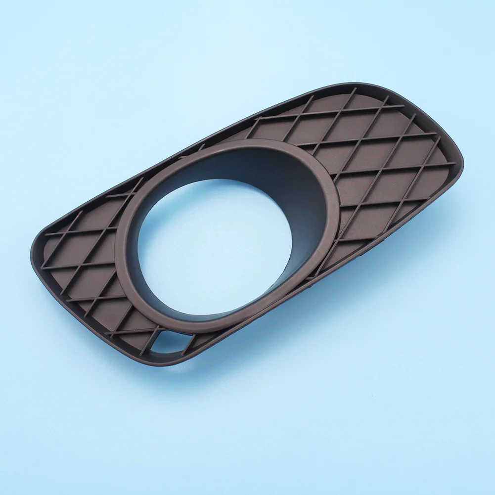 1PCS Car Fog Lamps Light Lower Grille Left or Right Grill 4518260118C22A / 4518260218C22A for Smart Fortwo 2009-2014