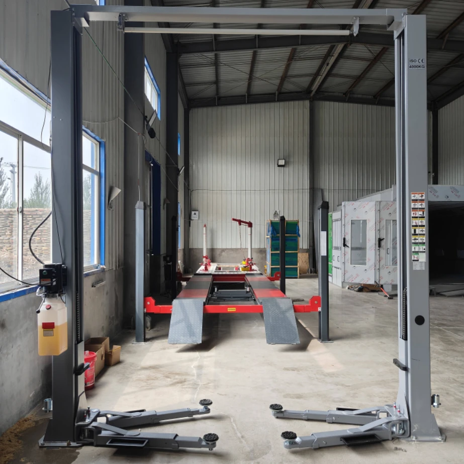 

CE Certified Hydraulic Car Lift 2 Post 4 Ton Lifting Capacity Clear Floor Gray Red Blue Black Two Post Car Lift