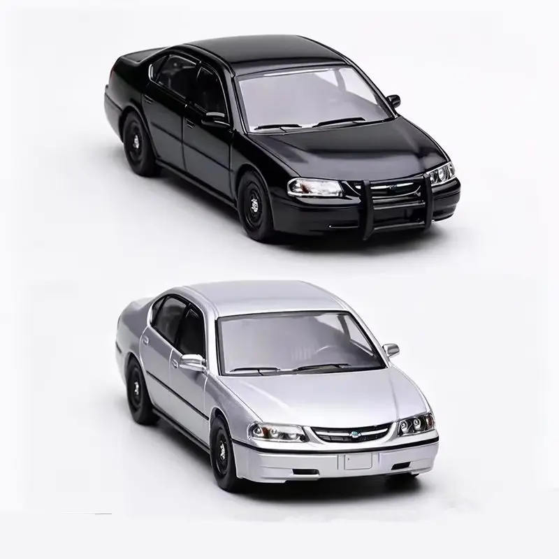 1:64 2005 Impala SS Alloy Classic Old Car Model Diecast Metal Retro Police Sports Vehicles Car Model Simulation Collection Gifts