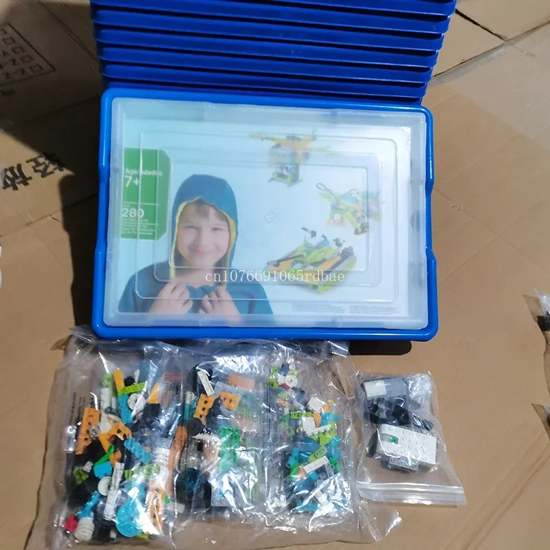 WeDo 3.0 로봇 건설 세트 빌딩 블록, 기술 부품, 클리어런스 가격, 45300 Wedo 2.0 교육용 완구 호환