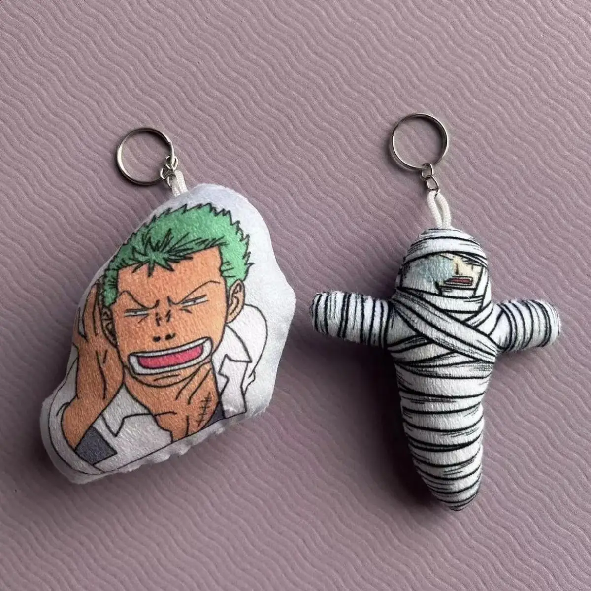 10 cm One Piece Rufy Portachiavi Ciondolo Bambola Parlante Ciondolo Creatività Chiedendo Direzioni Benda Zoro Giocattolo Ciondolo Anime Giocattoli