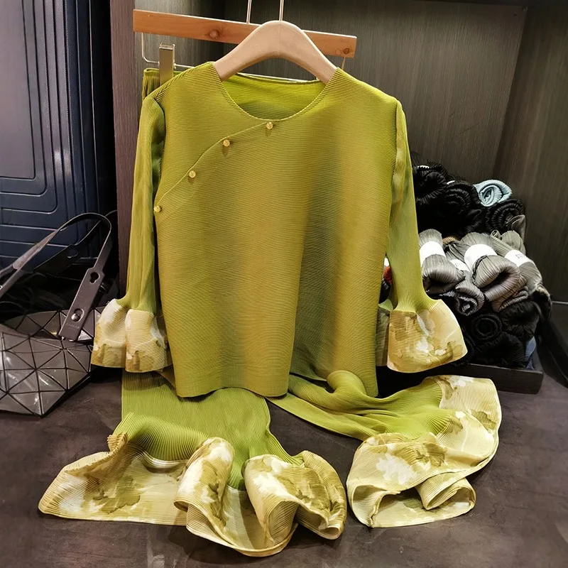 

Miyake Fashion Pleated Pants Set 2025 Summer New Loose Fold Large Size Versatile Thin Temperament Ruffled Pleat Two-piece Set