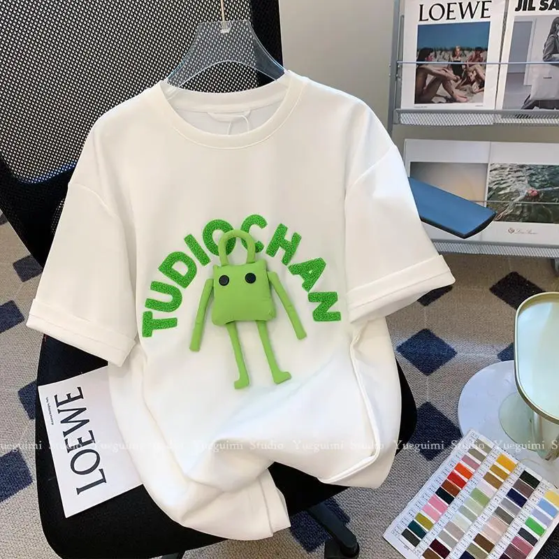 

2024 New Summer Trend Niche Round Neck Letter Print 3D Doll Design with Age Reducing Versatility Short Sleeved T-shirt