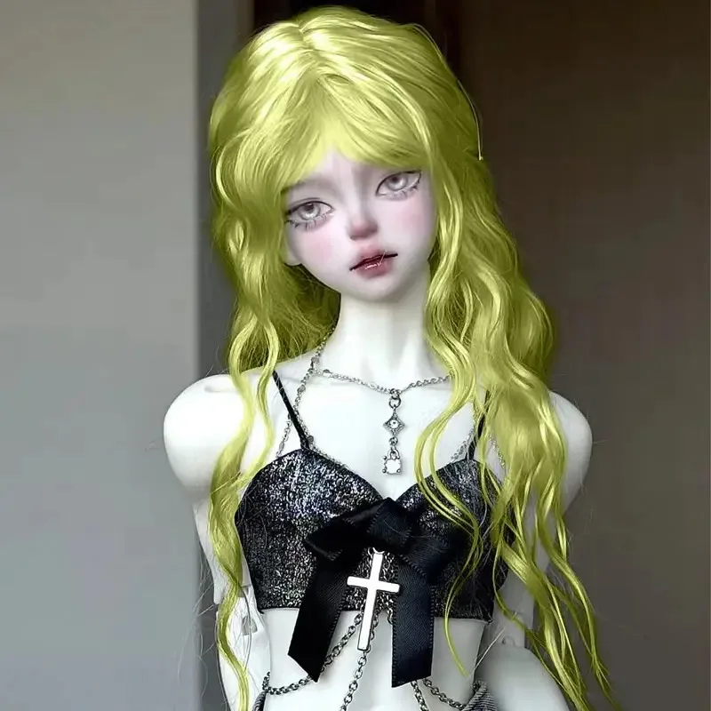 شعر مستعار BJD مناسب لأحجام 1/31/4 شعر عالي الحرارة فواكه خضراء مموجة شعر طويل مجعد للنساء ذيل حصان مزدوج شخصي