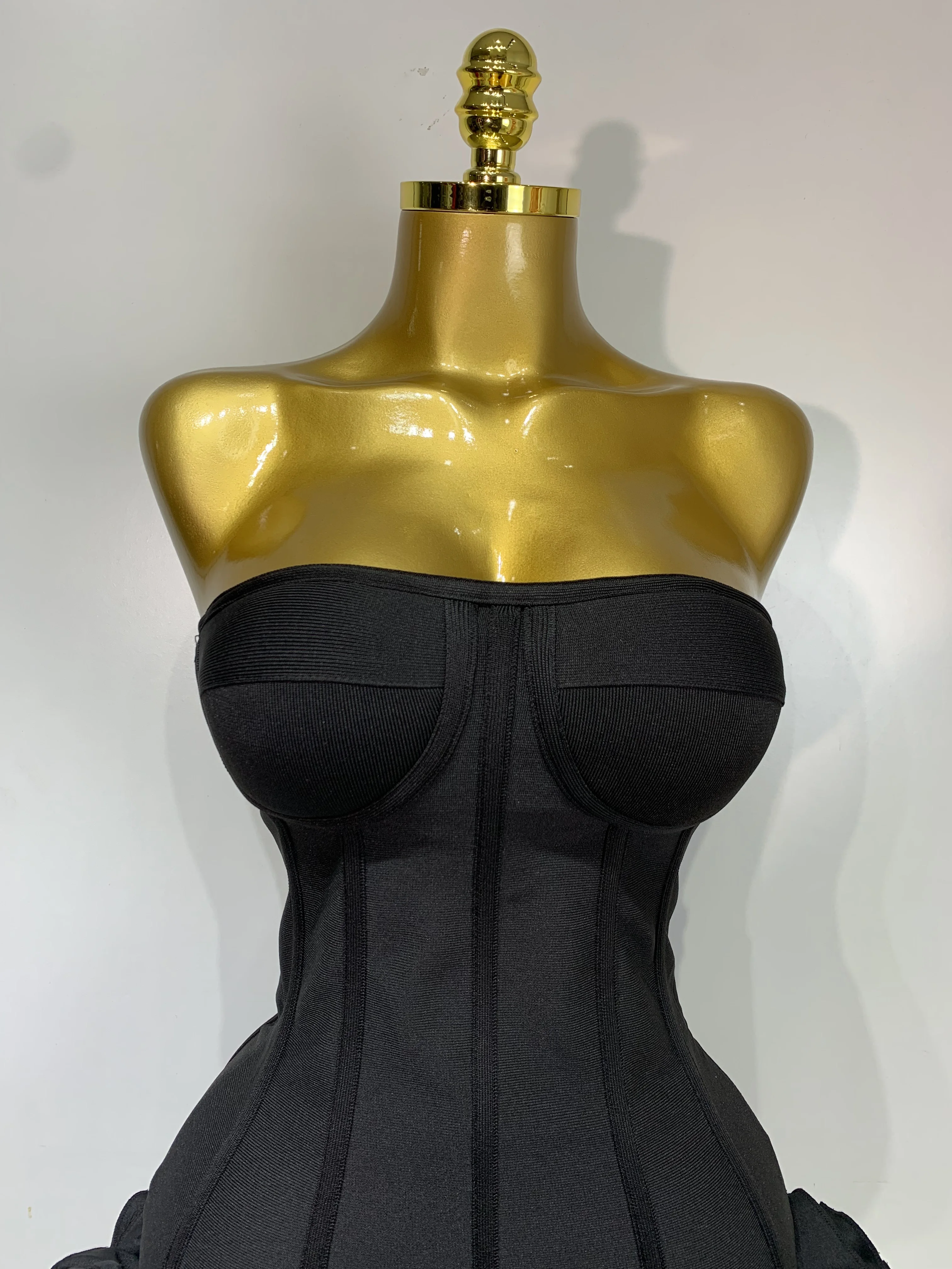 Women Sexy Strapless Backless Flower Embellished Mini Bandage Dress Bodycon Celebrity Party Cocktail Evening Party Club Dresses 198 S2a237c3518cf47b8906c010e15a19c9eW