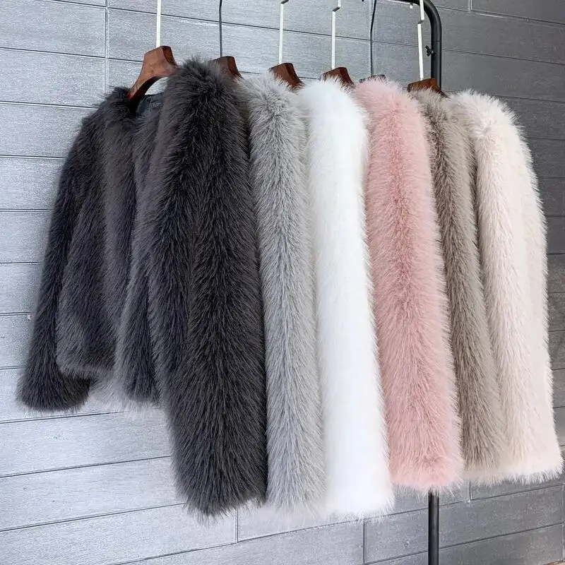 

2025 New Faux Fur Jacket Women Short Coat Korean Solid Color Winter Warm Outerwear Fashion Casual Style