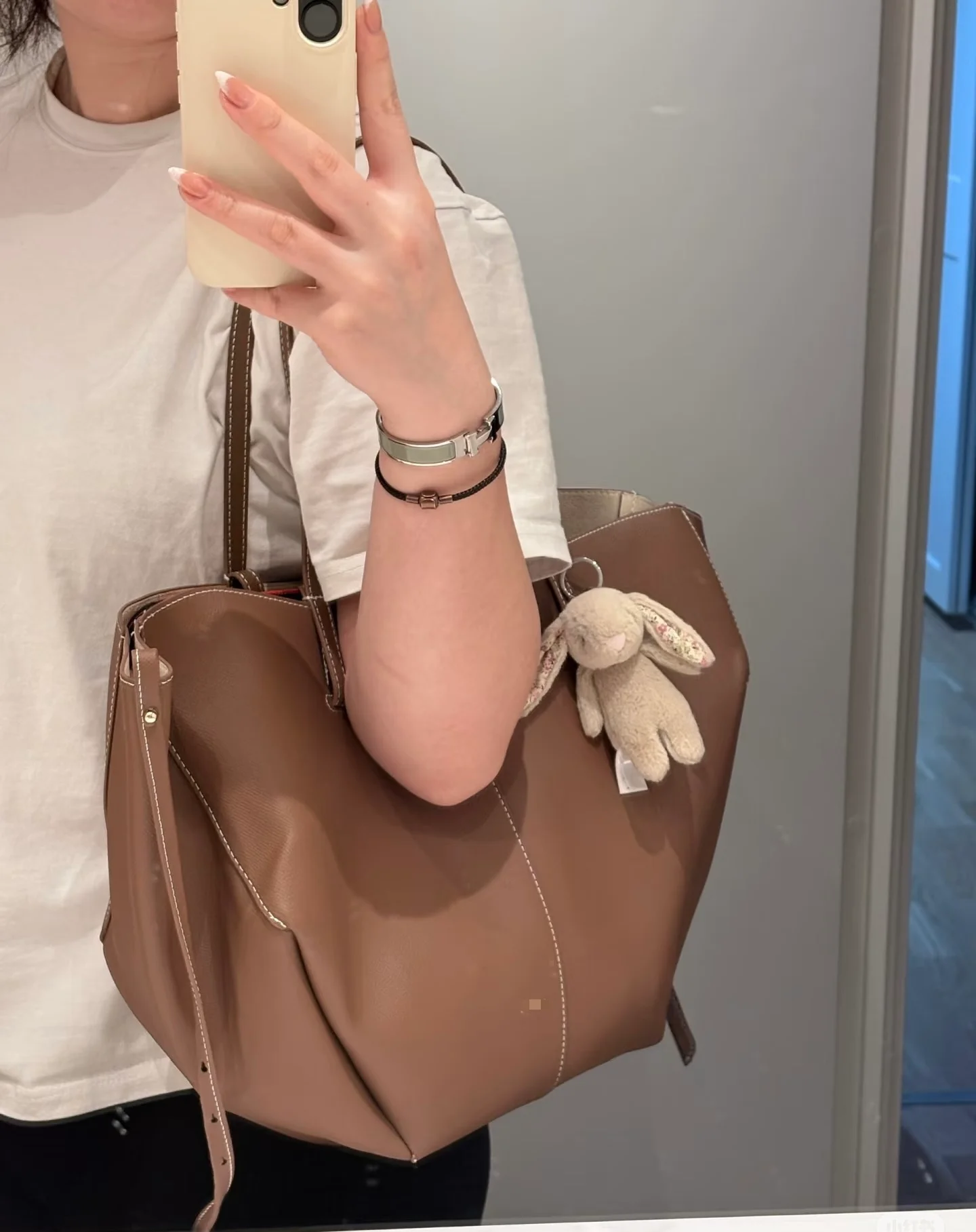 

Популярная легкая роскошная сумка-тоут из воловьей кожи с рисунком личи в Instagram, большая вместимость, универсальная для поездок на работу, одинарная сумка