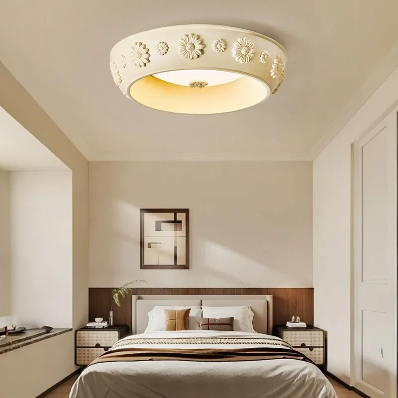 Vintage American Style Ceiling Light for Bedroom Antique Design Luxury French Decor Eye Care Reading Lamp for Master Room