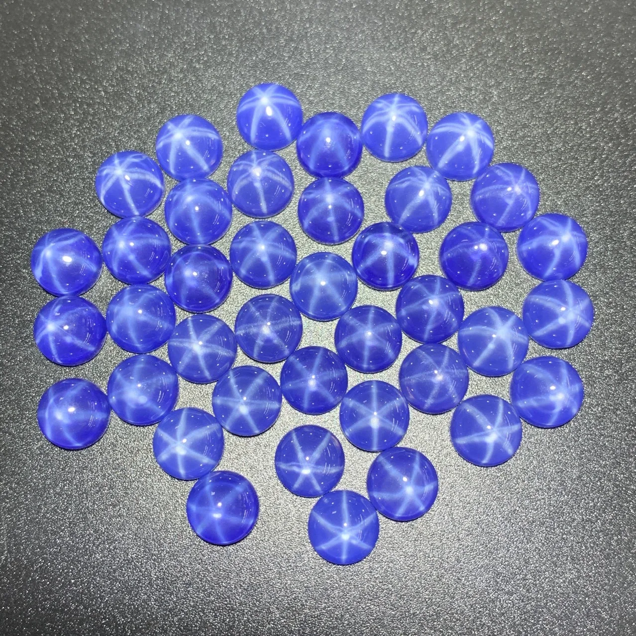

20/PCS Synthetic Hexagonal Star-Shaped Sapphire ring Face In A Round Shape