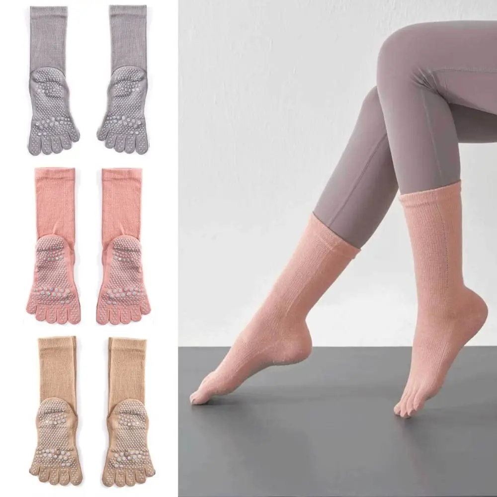 Five Fingers Women Yoga Socks Separate Fingers Mid-tube Sport Pilates Socks Silicone Anti-slip Solid Color Cotton Socks Fitness