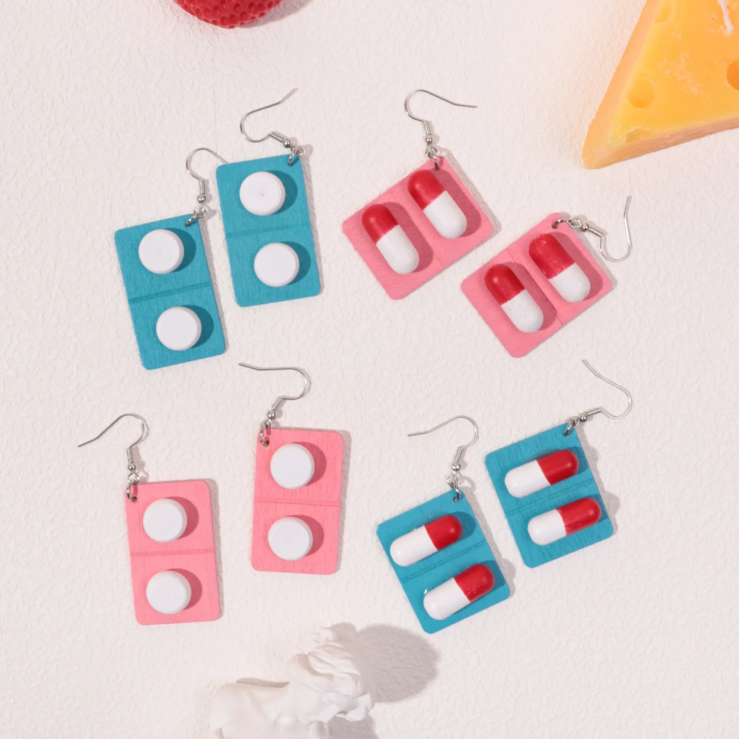 Funny Women Wood Capsule Pill Board Earrings Funny Tablet Drop Dangle Ear Hooks Female Eardrop Hiphop Jewelry Dropshipping