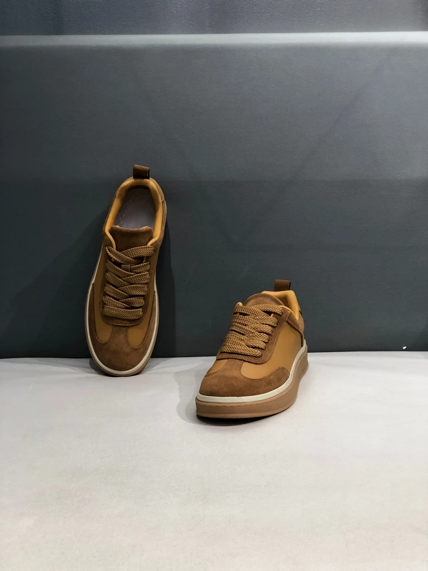 zapatos-casuales-de-exterior-para-hombre-otono-2026-transpirables-punta-redonda-suela-gruesa-uso-diario-comodos-y-a-la-moda