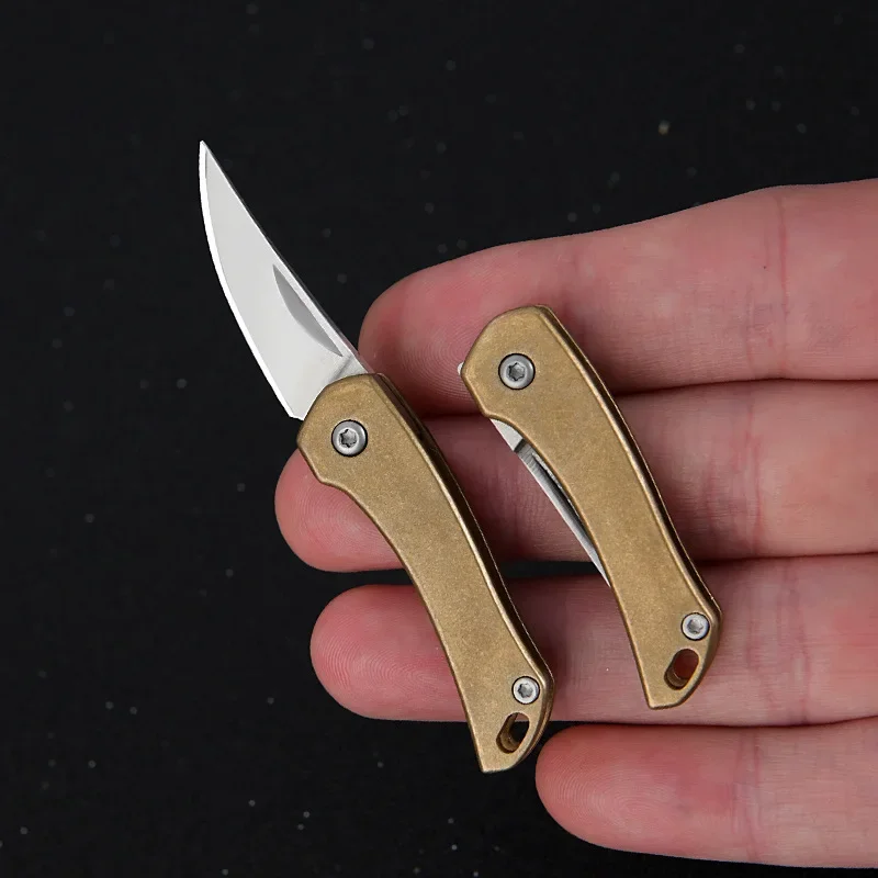 

Vintage Brass Rhino Knife Mini Folding Knife Sharp Self Defense Tool Portable Key Chain Pendant Unpacking Express Knife