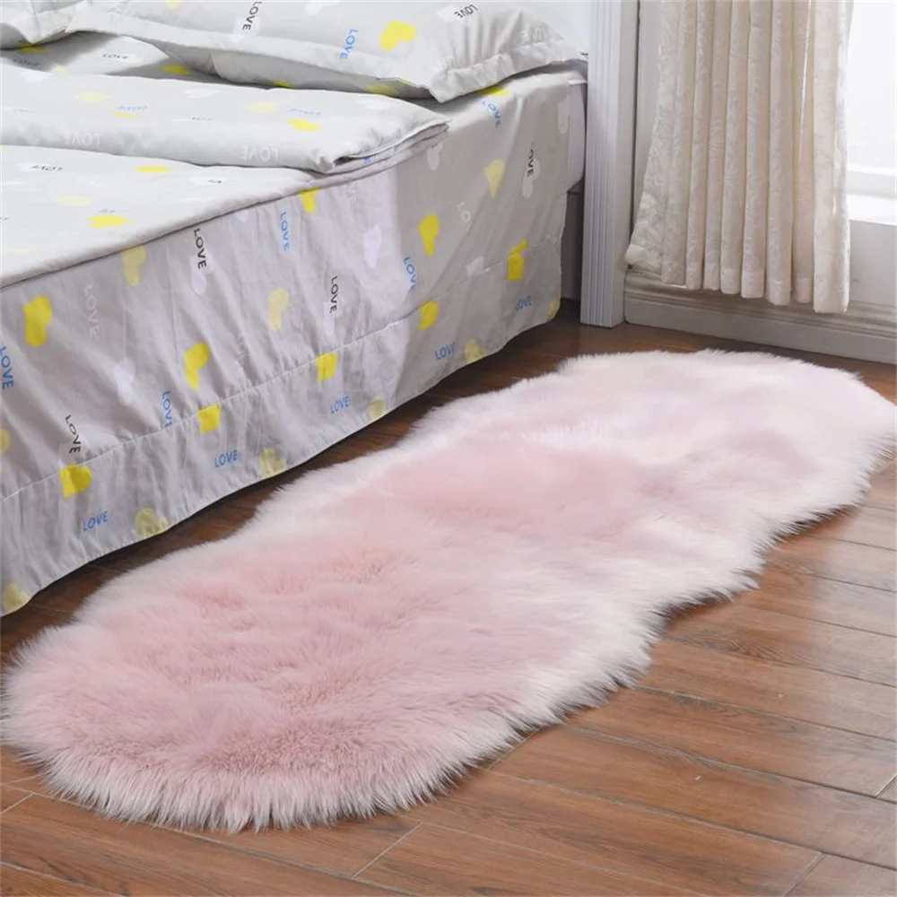 1Pc Large Size Super Soft Plush Curved Shape Mat Fluffy White Carpets For Living Room Home Decor Bedroom Kid Room Decor Pile Rug