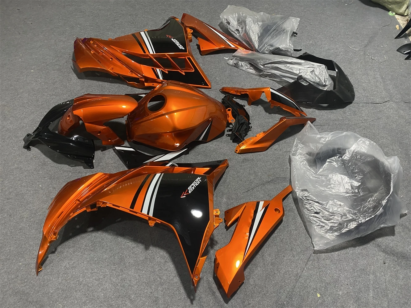 Motorcycle fairing fits Ninja 250 ZX250 13 14 15 16 17 year Ninja 300 ZX300 2013 2014 2015 2016 2017 Body fairing Orange black