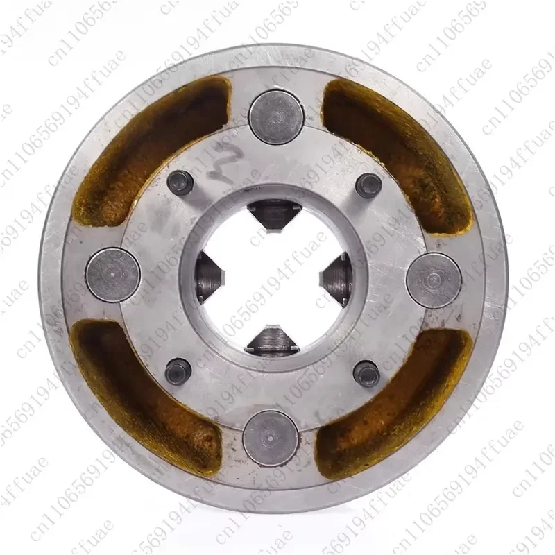 Four Jaw Single Action Eccentric Chuck with Adjustable Jaws