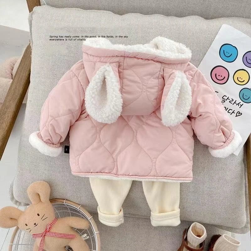 WT22302 وصل حديثًا على الطراز الكوري سترة أطفال سميكة مبطنة بالصوف للخريف/الشتاء بقلنسوة لطيفة وعصرية الأكثر مبيعًا