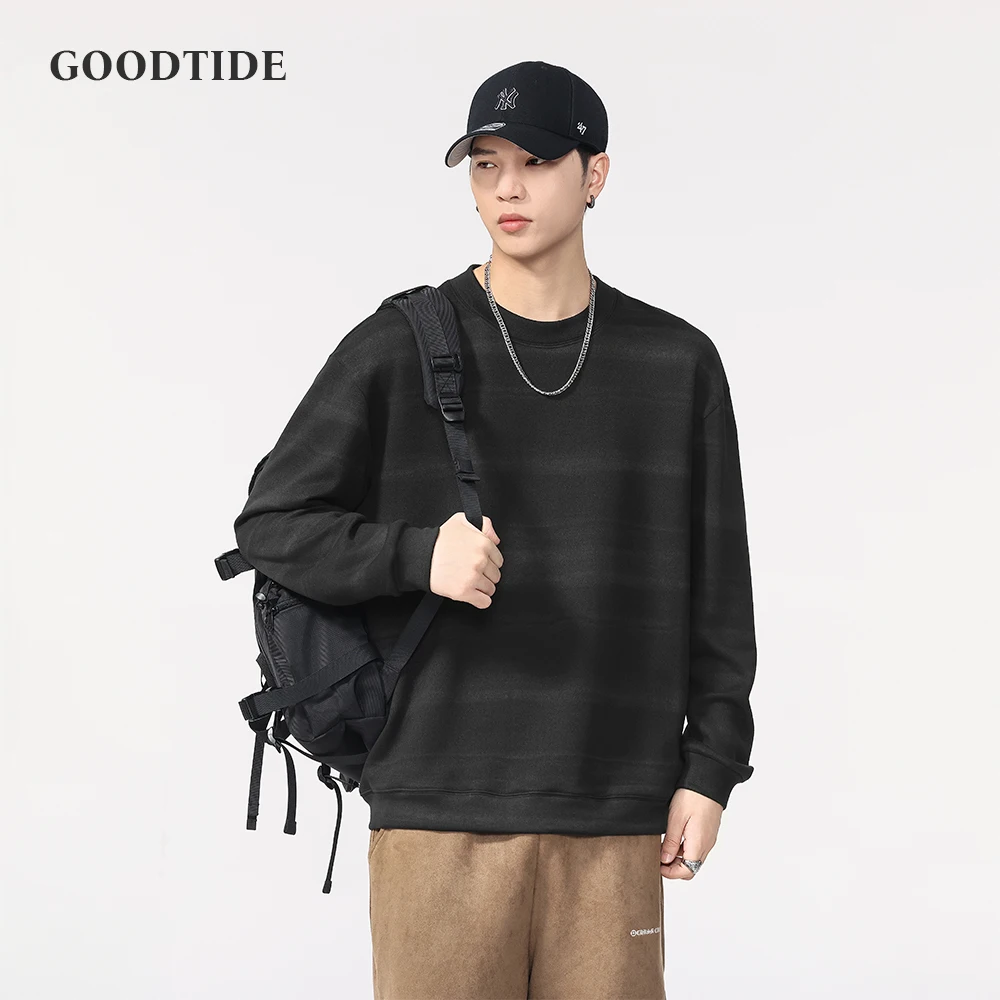 

Fashion Men's Classic Round Neck Long-sleeved T-shirt 2025 Spring And Autumn New Nostalgic Retro Striped Top Pullover