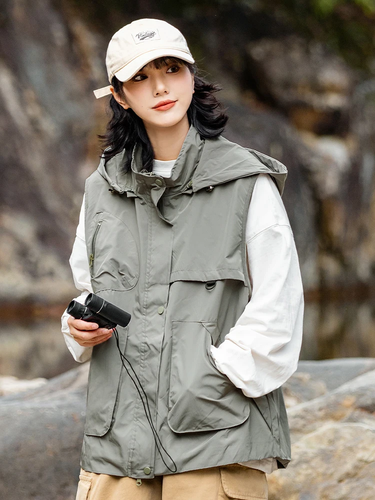 

Американский функциональный рабочий жилет для активного отдыха с множеством карманов, весенне-летний, свободного кроя, со съемным капюшоном, с отстегивающимися лямками