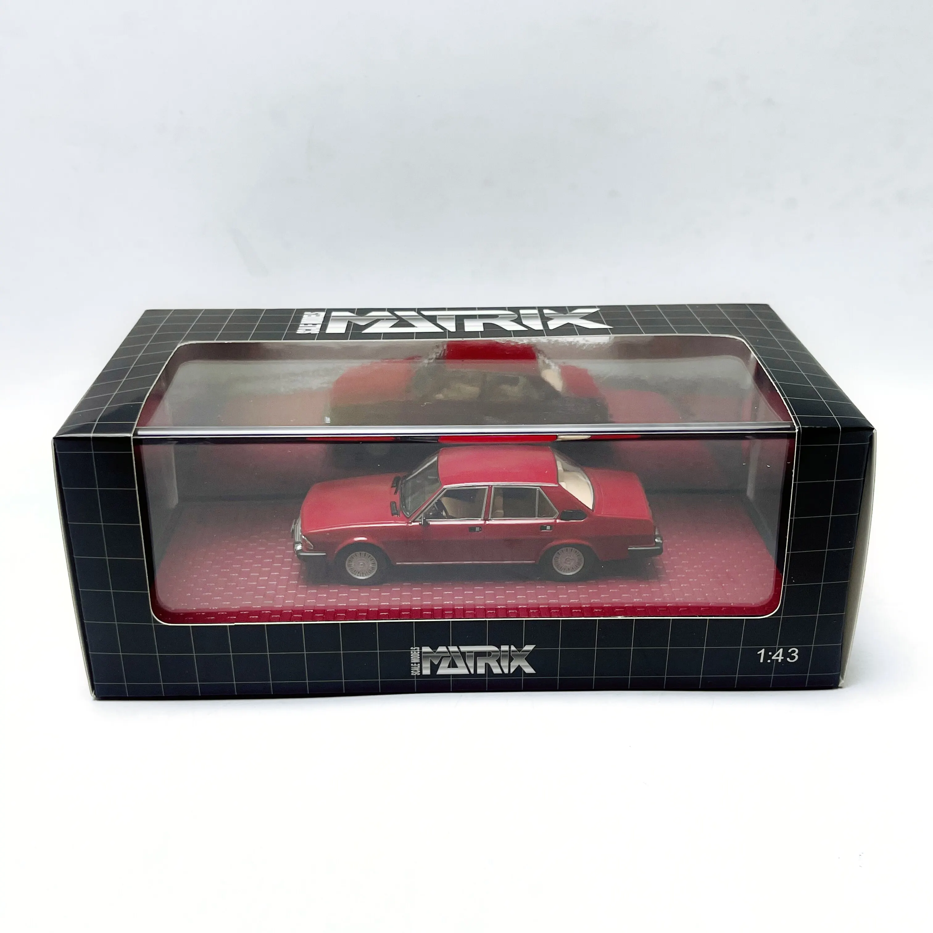 

MATRIX 1/43 Scale Alfa Romeo 62.5 Resin Car Model