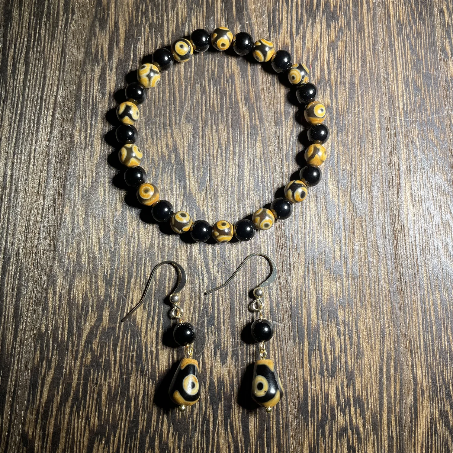 

1pcs/lot Natural Panda Three-Eyed Agate Dzi Bracelet Drop Shaped Earrings Exquisite workmanship Ethnic S925 sterling silver