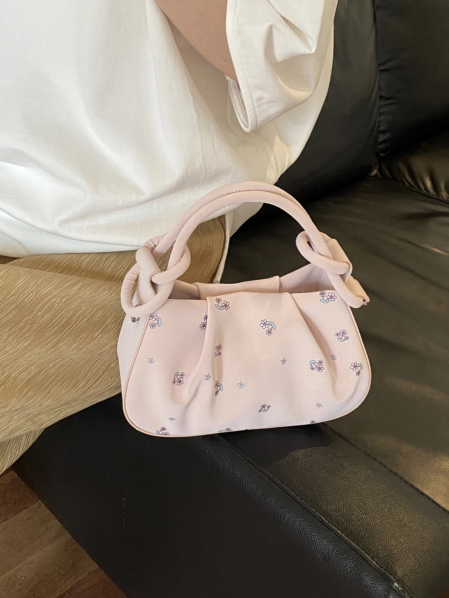 Cute Folded Pink Handbag Women's Fashionable Summer Crossbody Bag Casual Simple Style Soft Handle Single Shoulder Bag