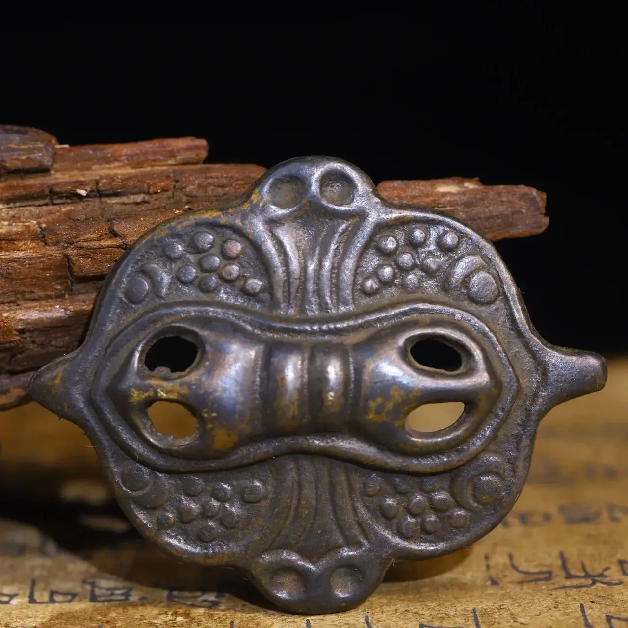 

2"Tibetan Temple Collection Old Bronze Cinnabar Dorje Vajra Phurpa Floral texture Mask Six Word Proverbs Pendant Amulet Dharma