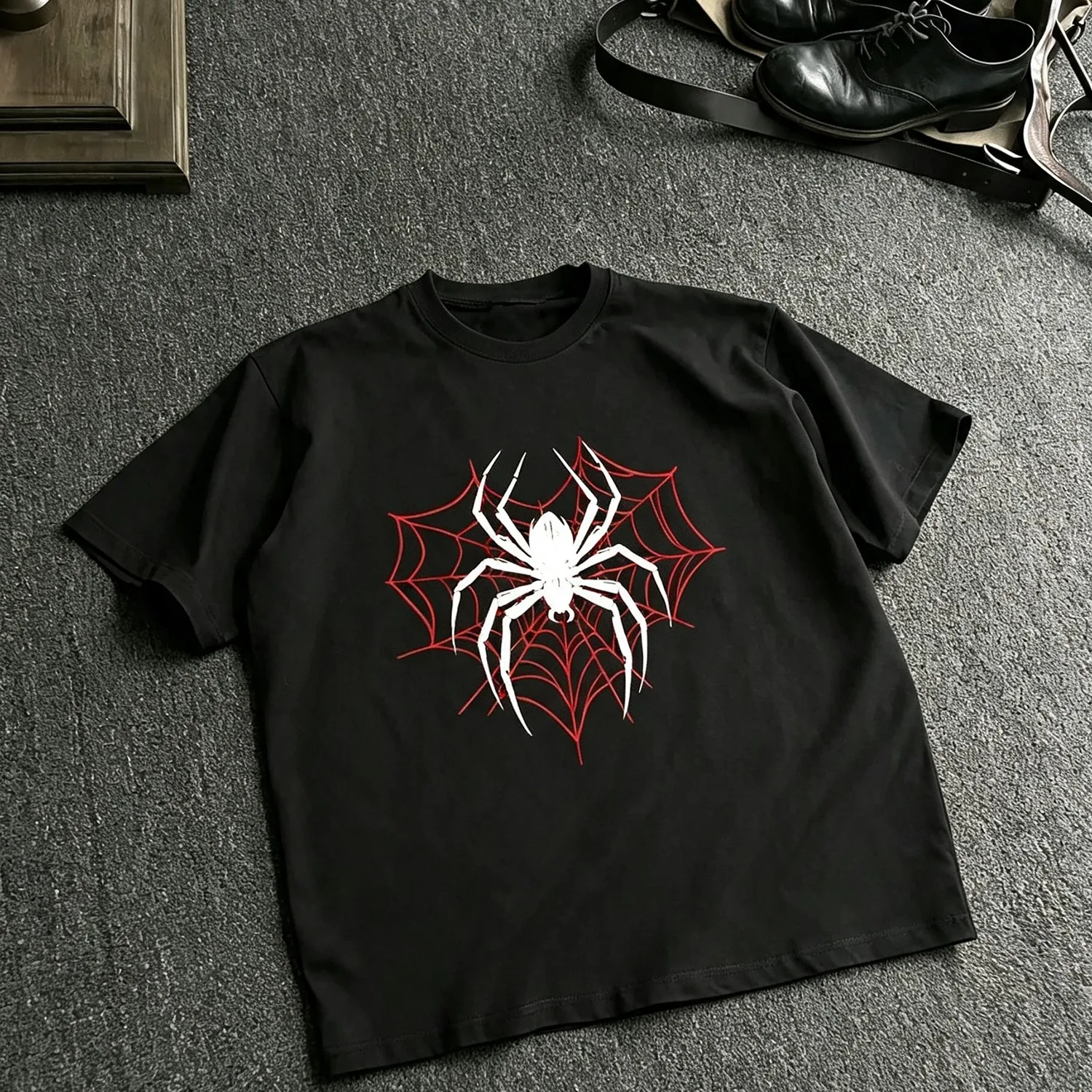 Spider Web Graphic T-Shirt for Men Women, White Spider with Red Cobweb Print Casual Short Sleeve Tee, Gothic Punk Streetwear Crew Neck Cotton Tops