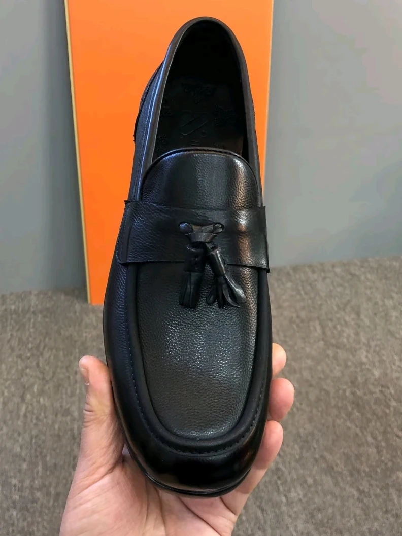 

Новые мужские повседневные туфли из натуральной кожи: комфортные, модные, универсальные, высококачественные, стильные, с круглым носком и резиновой подошвой