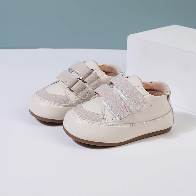 Zapatos de cuero para bebés de 0 a 5 años, zapatillas descalzas de suela suave para niños pequeños, tenis para niños al aire libre, zapatillas de