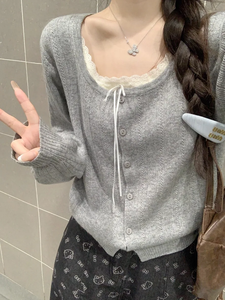 

Sweet Style Lace Splice Long Sleeve Knitted Sweater Women's Spring Slimming Versatile Youthful Top Fake Two-Piece Knitwear