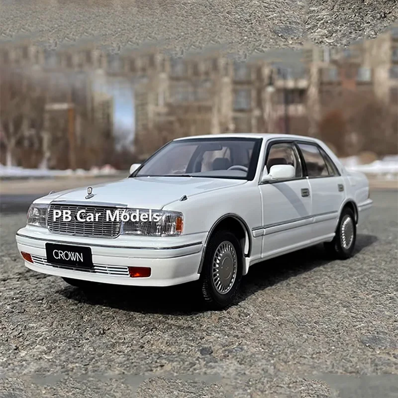 1: 18 KengFai 10th generation simulation car model suitable for Crown 155 CROWN alloy