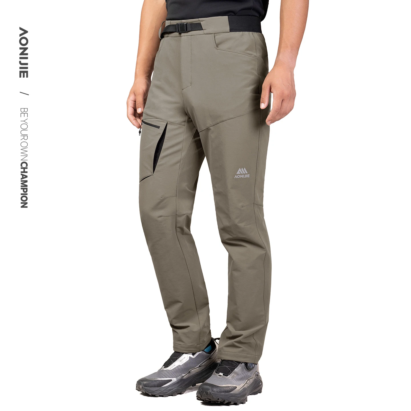 Aonijie Men's Soft Hiking Pants with Fleece Lining Warm and Windproof Sports Pants Outdoor Running Pants Water-Repellent FM5237