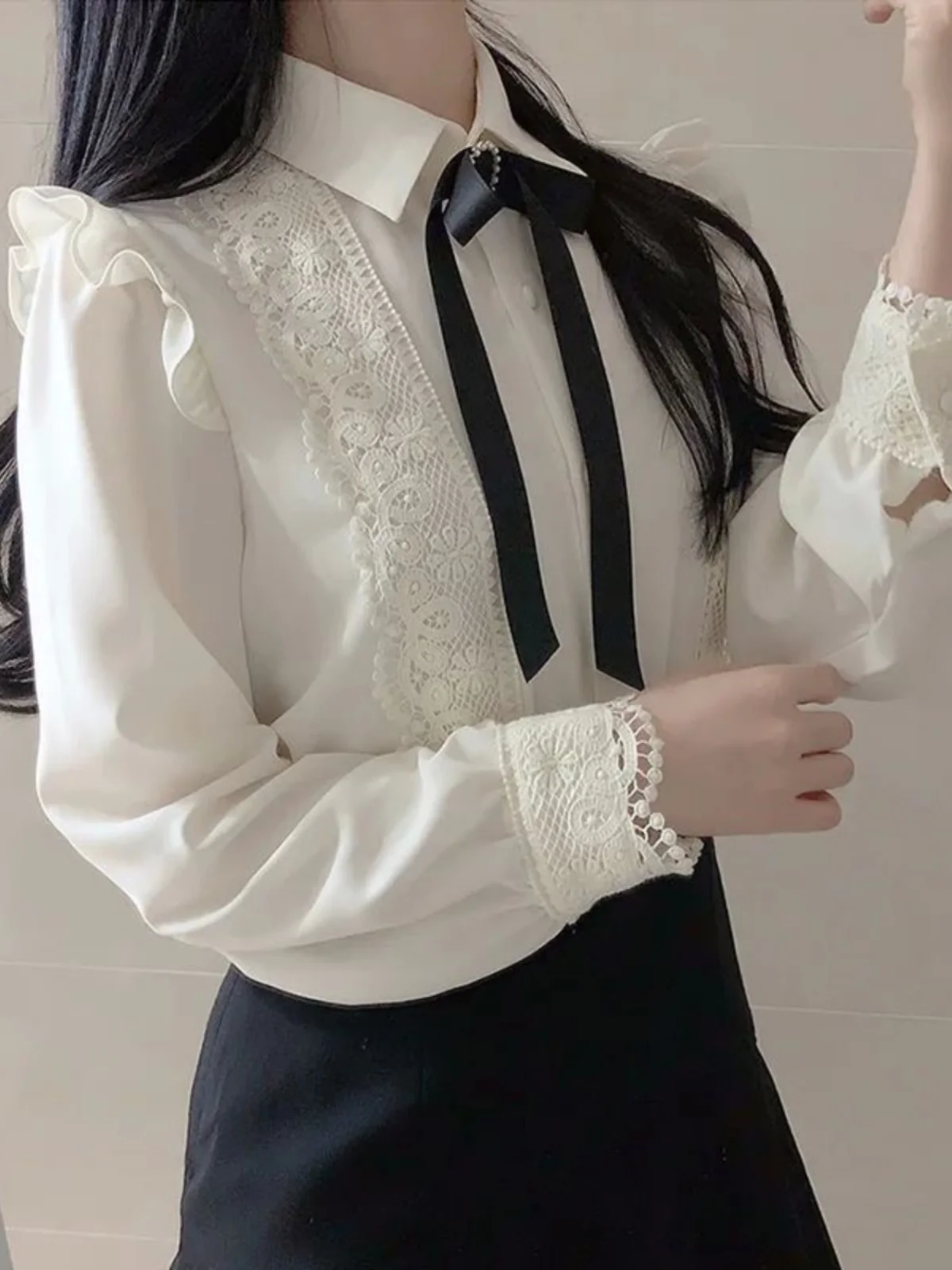 

Long Sve Lace irt Baby Collar Doll Ne Street Sle Loose Fit Color Spring Faion for Women 8-35 Years Old
