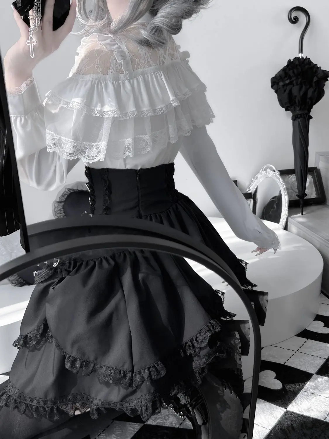 

Gothic Style Retro Elegant Shirts Women Y2k Japanses Lace Ruffles Design Harajuku Blouse Female Bow Chic Korean Popular Clothes