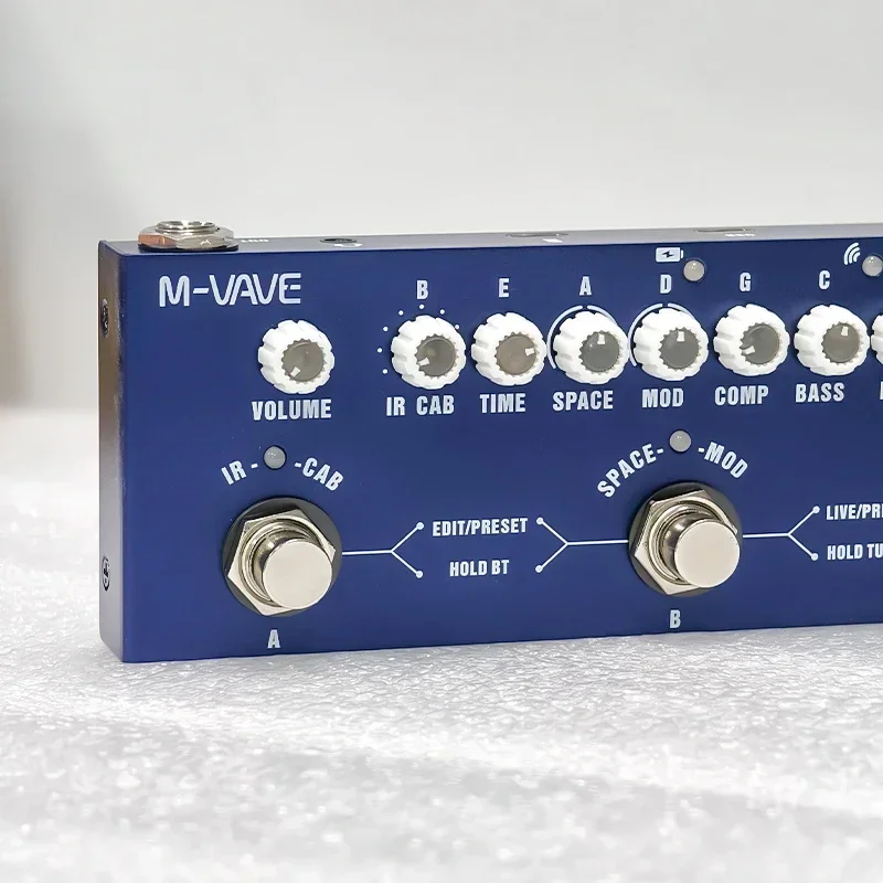 M-VAVE Cube BABY Effectpedaal voor basgitaar M-VAVE 3 EQ 8 IR-bestandsleuven Multi-effectpedaal Ingebouwde batterij Bluetooth-ondersteuning