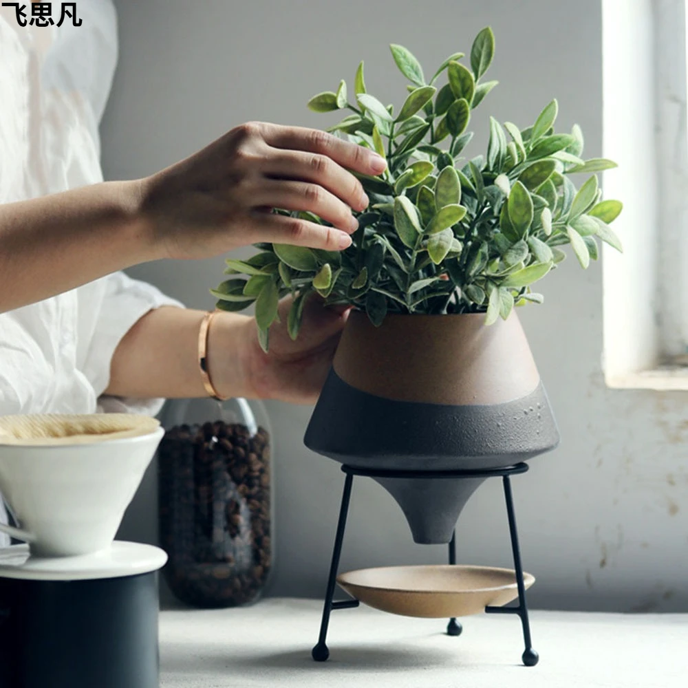 Retro European Aesthetic Ceramic Succulent Planter with Metal Stand Abstract Irregular Flower Pot Vase Tabletop Plant Container