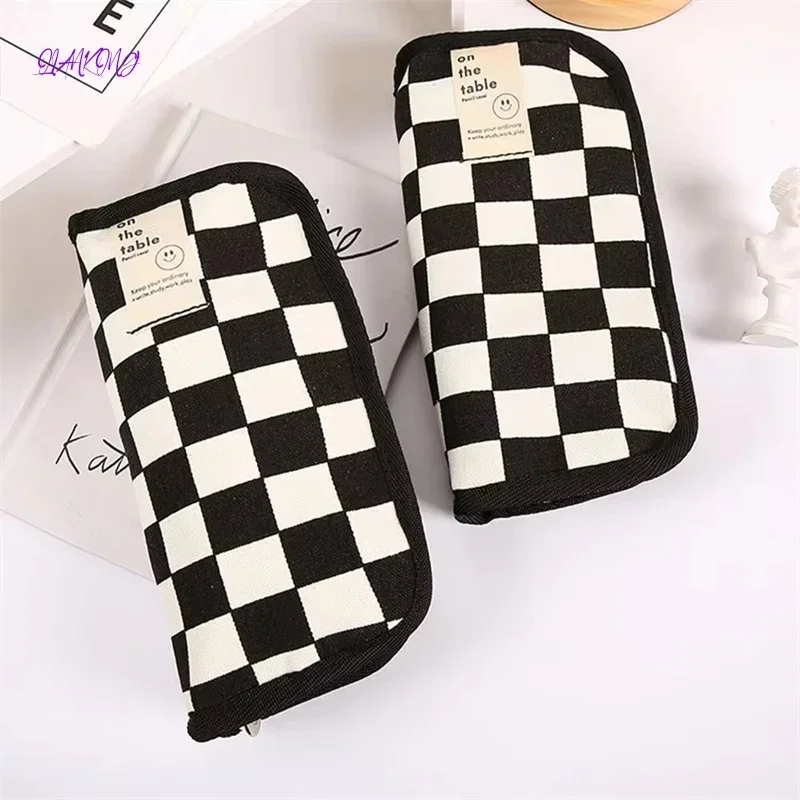 

New 20cm Black and White Checkerboard Pattern Large Capacity High-value Storage Pencil Case Stationery Box Korean Stationery