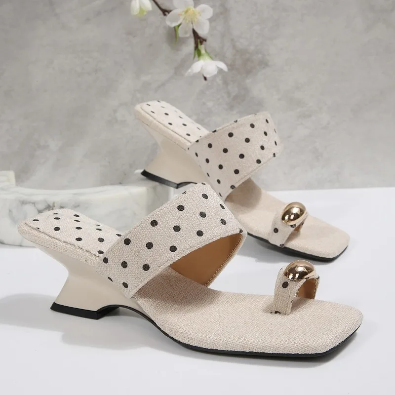 Summer New Wave Point Style Square Toe Loop Metal Buckle Embellishment Fashionable Vintage Casual High Heel Slippers for Women