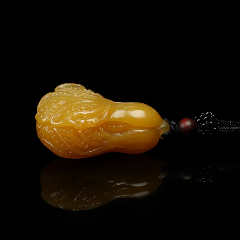 

Genuine Yunnan Huanglong Jade Cabbage Jade Pendant Men's and Women's Cabbage Lucky with Cert