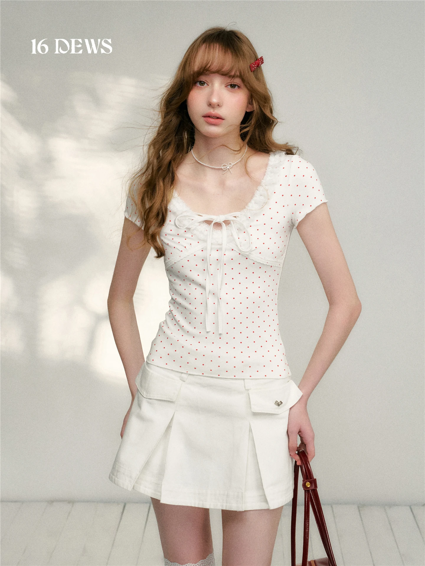 

16DEWS Color Block Polka Dot Lace Splice V Neck Short Sleeve Women's T Shirt Sweet Versatile Slimming Top Casual Style