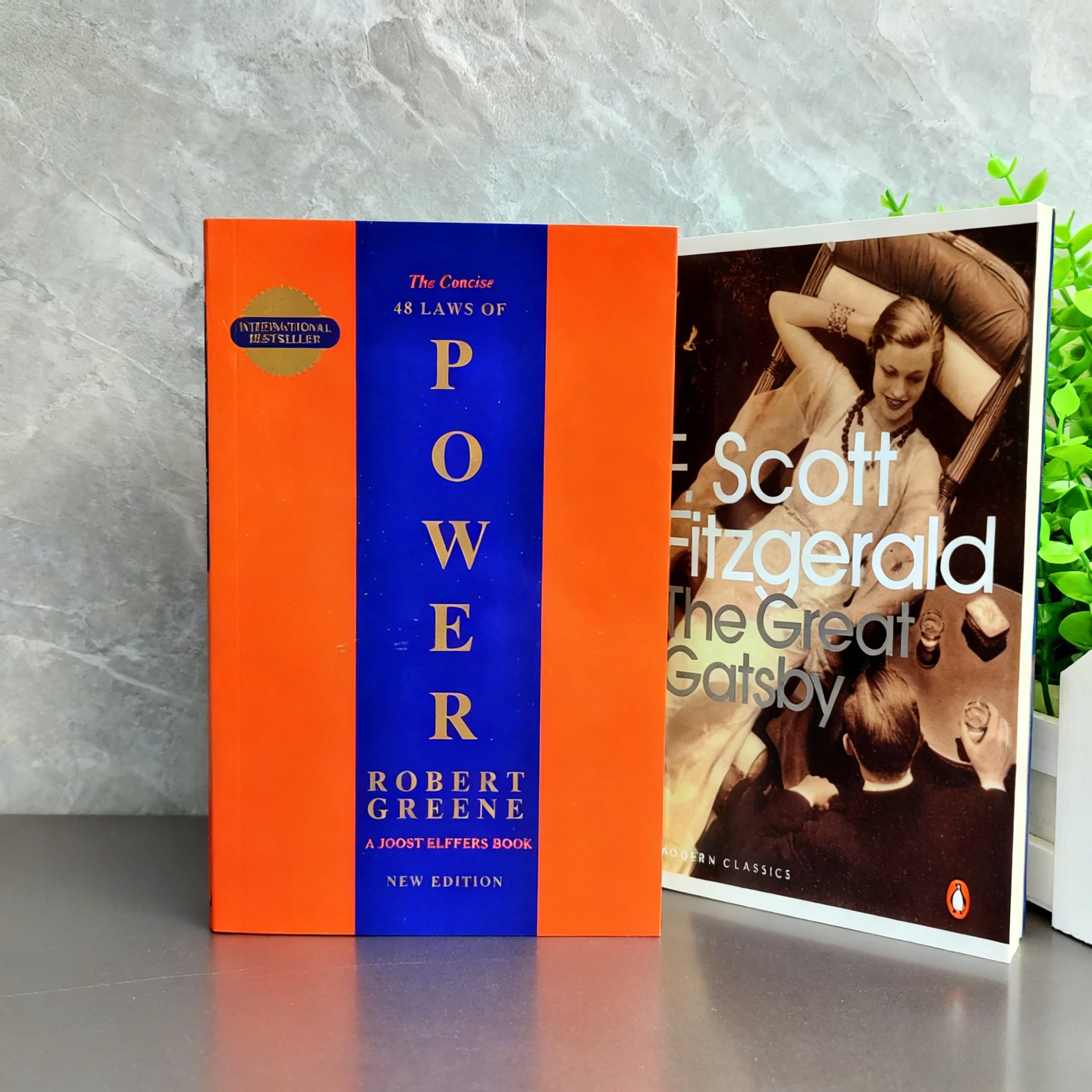 

《The Concise 48 Laws Of Power》+《The Great Gatsby》The core law of power game Criticising American Dream Avant-garde visual style